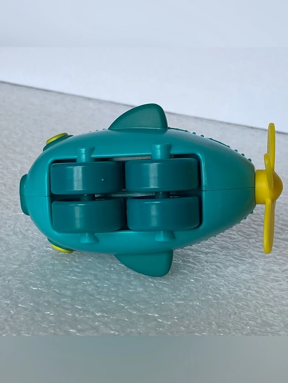 Octonauts Above & Beyond Captain Barnacles Gup-A Octo-Racer Rolling Submarine